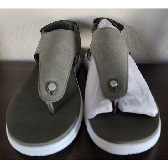 Ryka Margo Lifestyle Green Suede Size 9.5M Women NIB Thong Sandal Comfort Strap - Picture 2 of 7